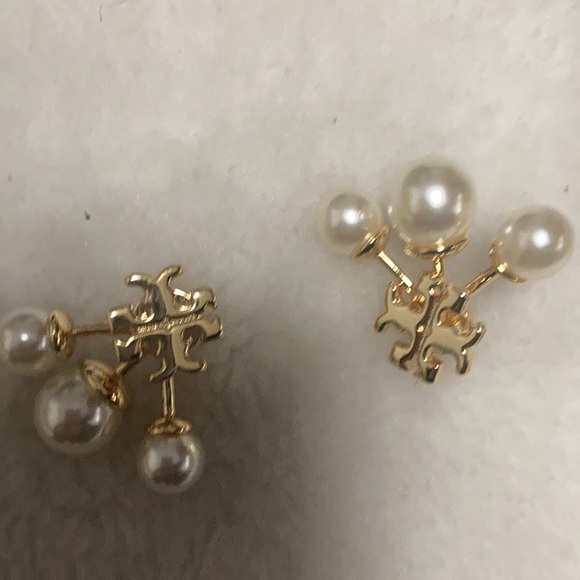 Tory Burch Gold Double-T Logo pearl Drop Earrings Romantic statement Accessory - Picture 5 of 6